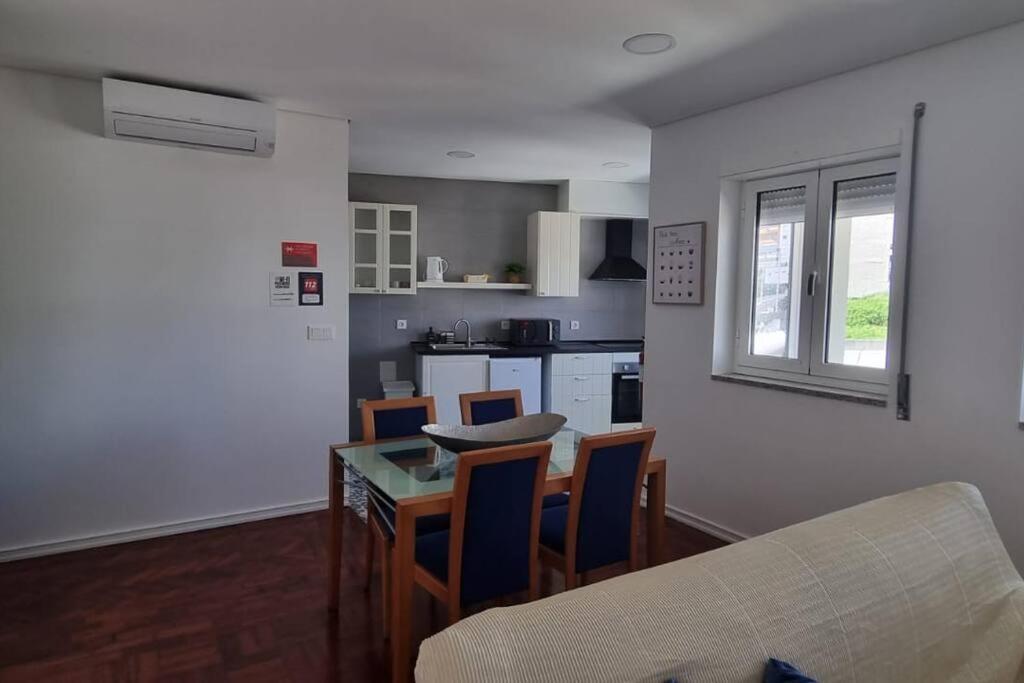 Casa Da Praca 2 Lägenhet São João da Madeira Exteriör bild